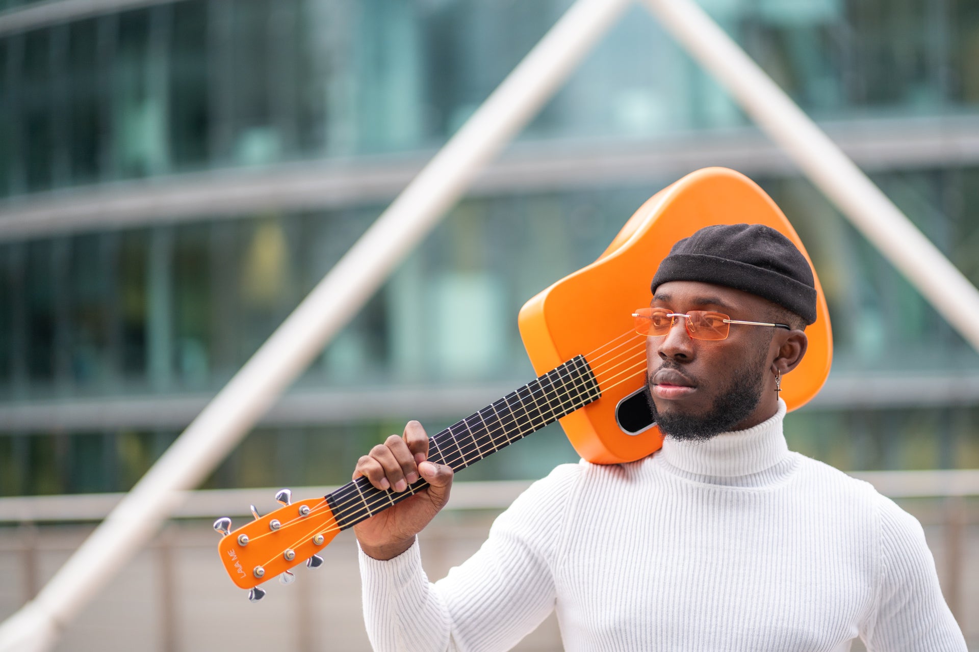 Melvin & Hamilton presenteert Monsieur Orange